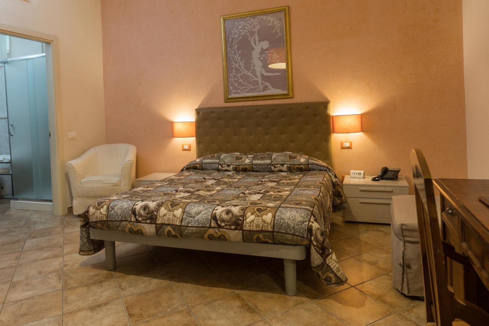 Locanda Dei Fiori Pistoia Bagian luar foto