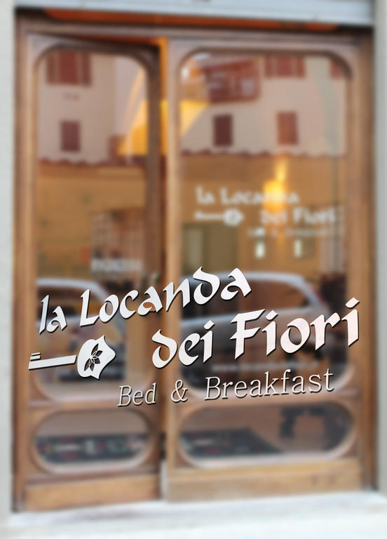 Locanda Dei Fiori Pistoia Ruang foto