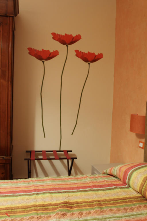 Locanda Dei Fiori Pistoia Ruang foto